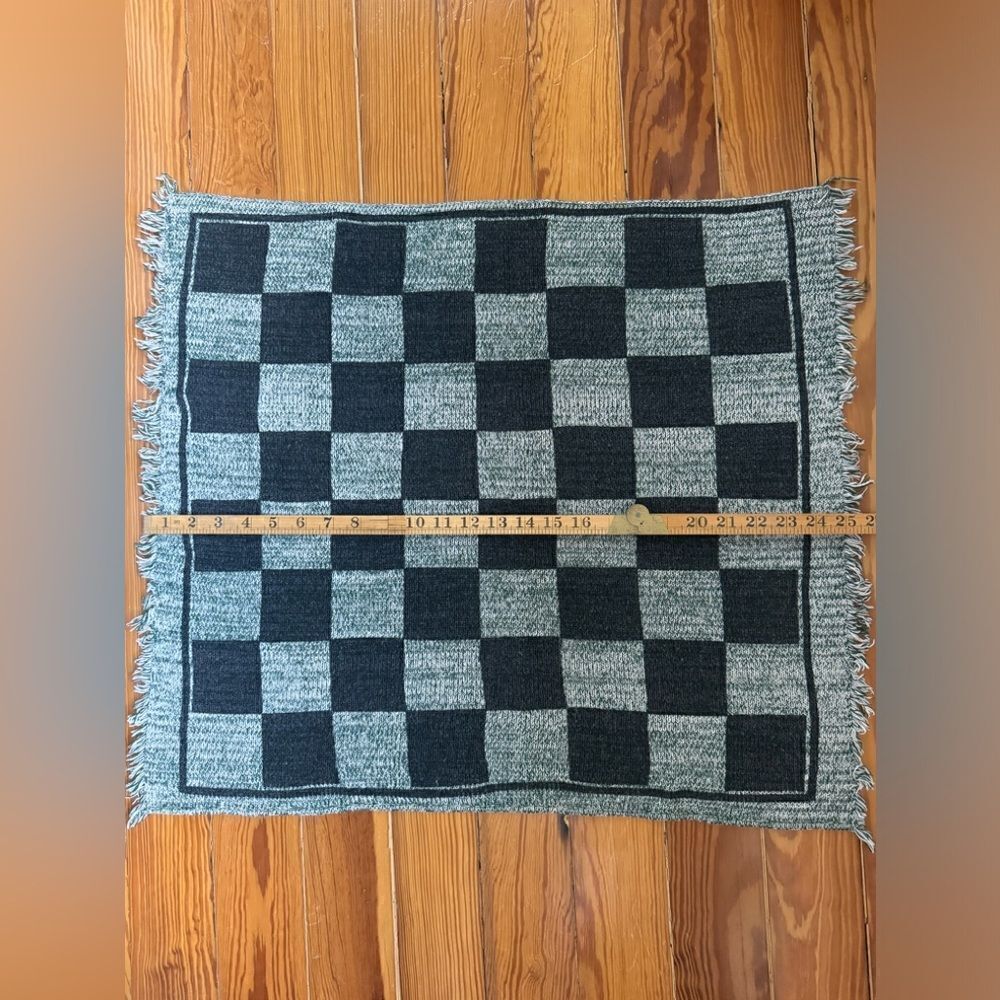 Game Rug - Picture 3 of 4